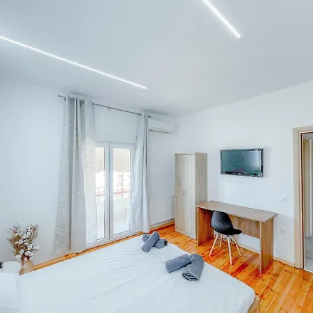 Aya Luxury - Free Public Parking Thessaloniki