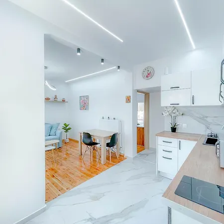 Apartamento Aya Luxury - Free Public Parking *